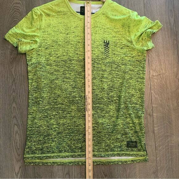 AMERICAN EAGLE OUTFITTERS Active Flex T-Shirt Men’s Medium Neon Green Black. - Picture 10 of 10
